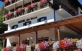 Hotel Alla Rocca Varena
